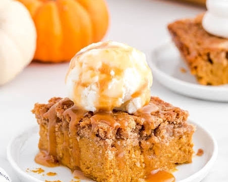 Easy 5 Ingredient Salted Caramel Pumpkin Dump Cake suggested serving