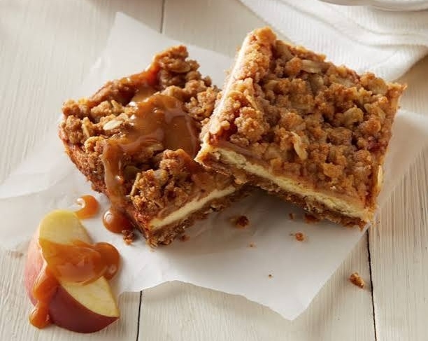 Easy Cinnamon Apple Crisp Bars with Salted Caramel top view