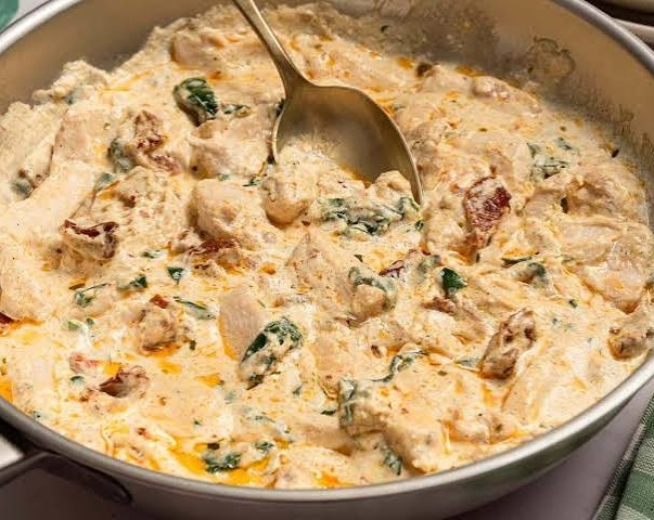 Easy Creamy Tuscan Garlic Chicken Skillet top view