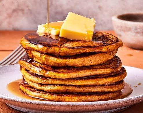 Viral Fluffy High Protein Pumpkin Spice Pancakes suggested serving