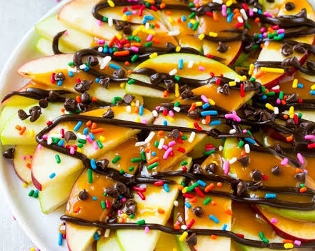 Viral Salted Caramel Apple Nachos With Pecans top view